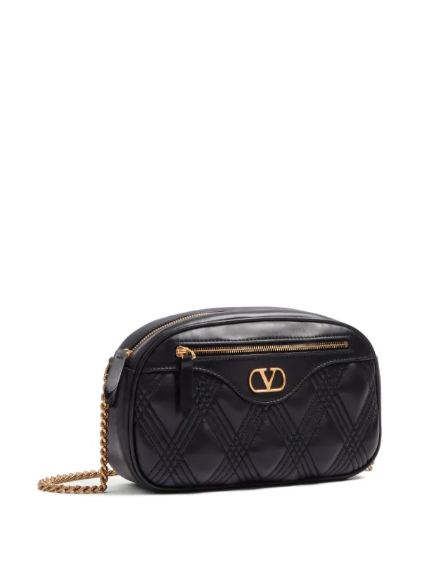 【関税&送料込】Valentino Garavani Quiltie 67 Medium Shoulde Valentino Garavani Medium Quiltie 67 Shoulder Bag | Black
