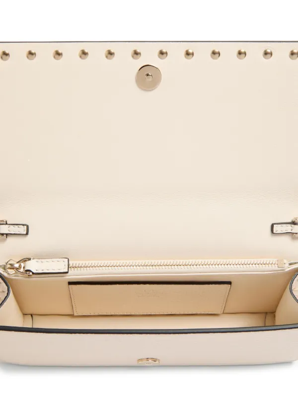 ロックスタッズチェーンウォレット Valentino Garavani ロックスタッズ チェーンウォレット