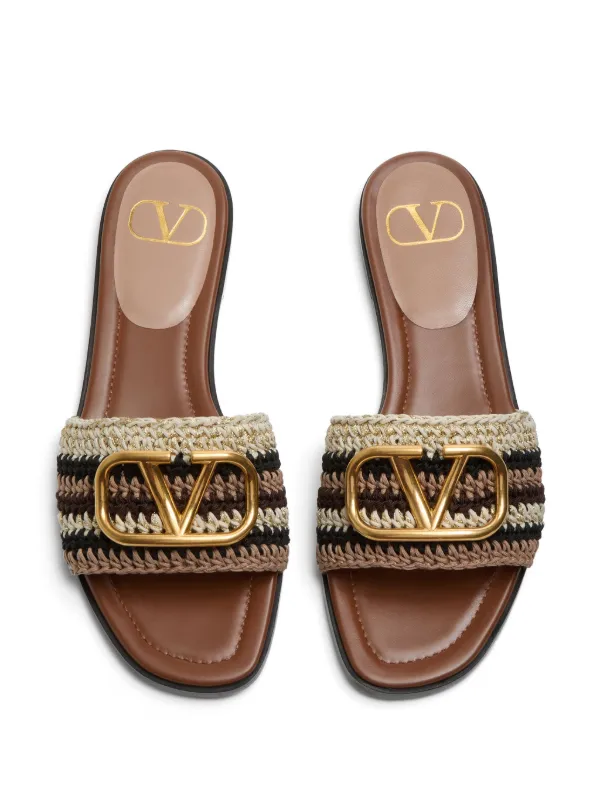 関税込★VIP価格【VALENTINO】Vロゴ シグネチャーサンダル Valentino Garavani Vロゴ シグネチャー サンダル | ブラック