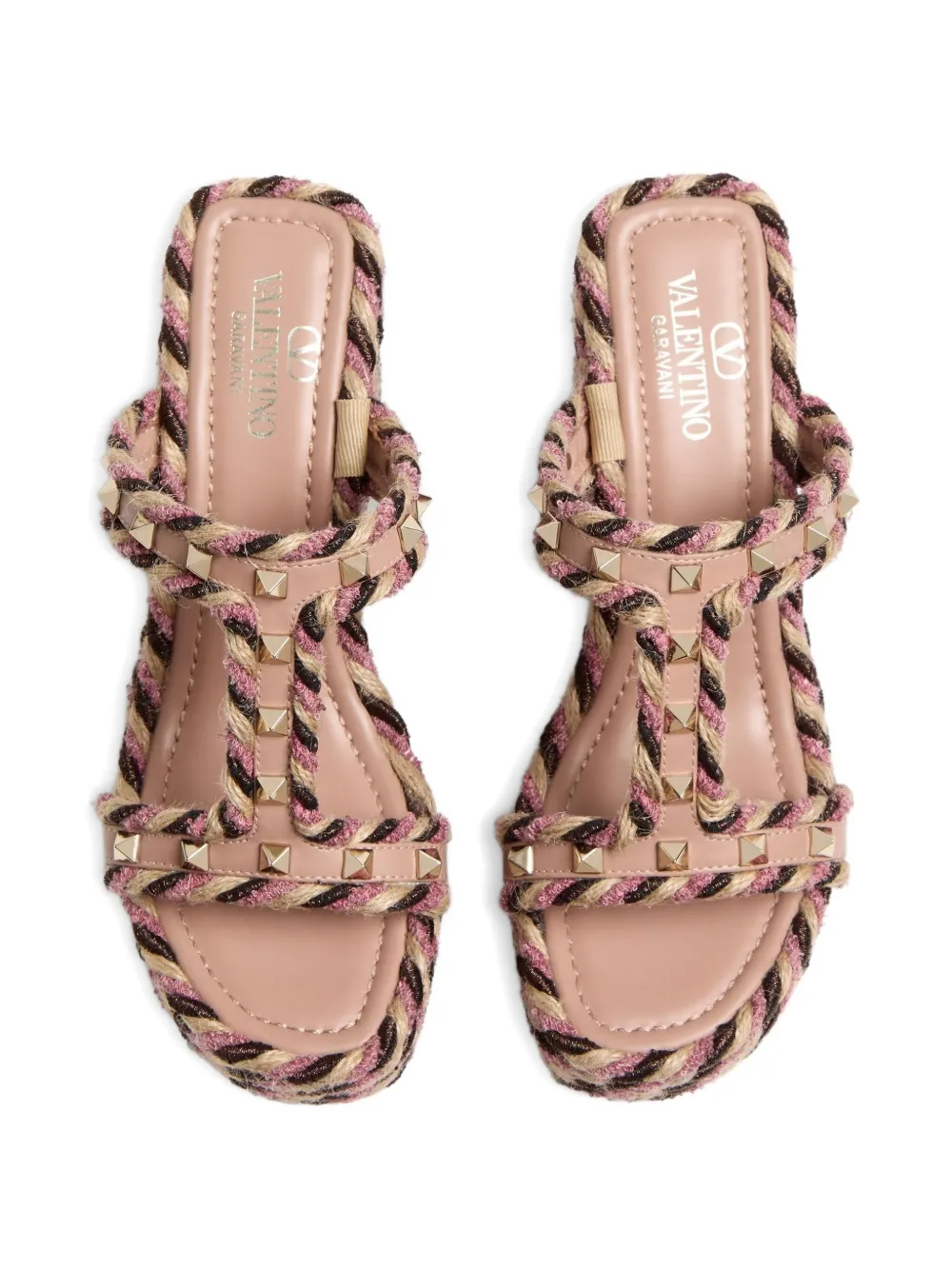 Valentino Garavani 90 mm Rockstud sandalen met sleehak Beige