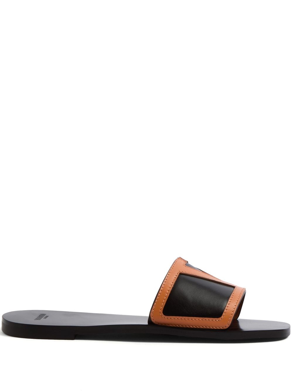 VLogo sandals