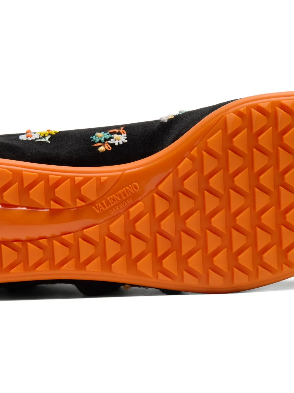 Valentino Garavani Chromathon fluwelen sneakers Zwart