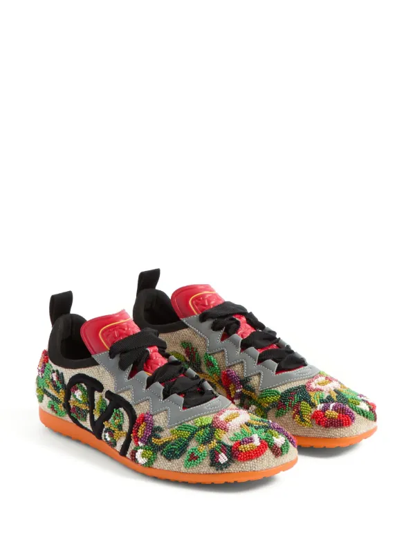 スニーカー VALENTINO EMBELLISHED CANVAS CHROMATHON SNEAKERS Valentino Garavani Chromathon Embroidered Sneakers