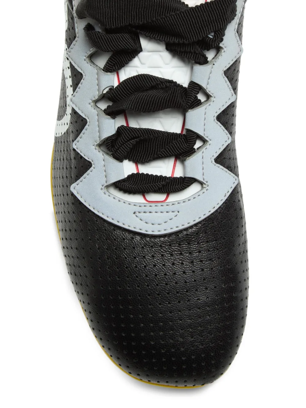 Valentino Garavani Chromathon geperforeerde sneakers Zwart