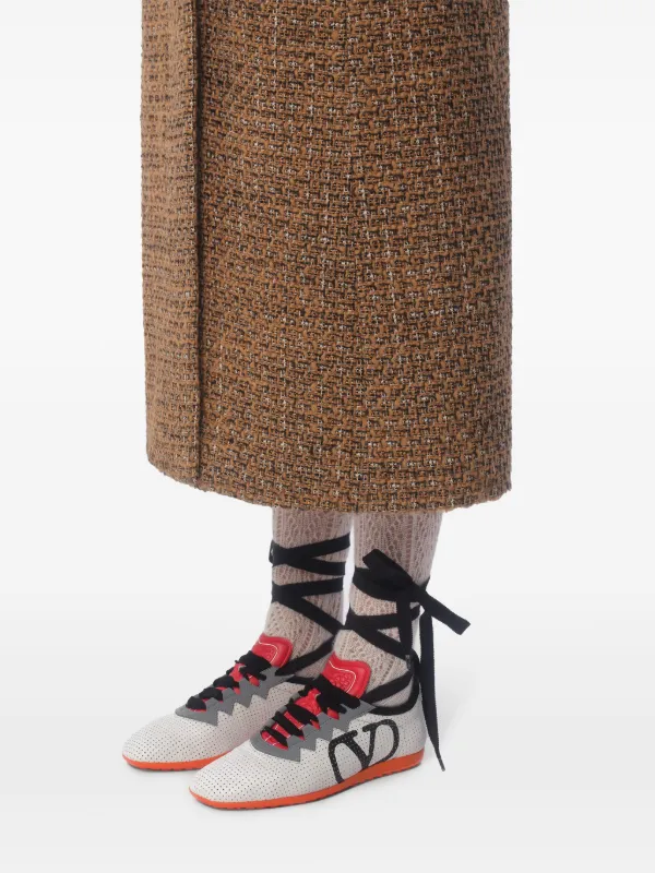 Valentino Garavani★ホワイト Chromathon スニーカー Chromathon Sneaker In Perforated Nappa for Woman | Valentino US