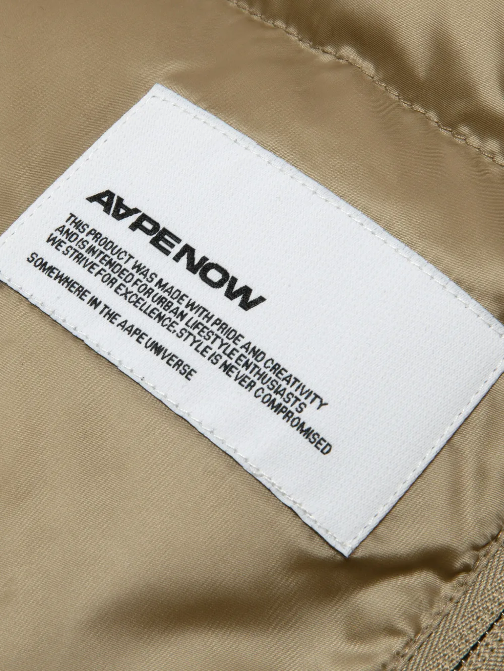 AAPE BY *A BATHING APE Donsjack met logo Beige