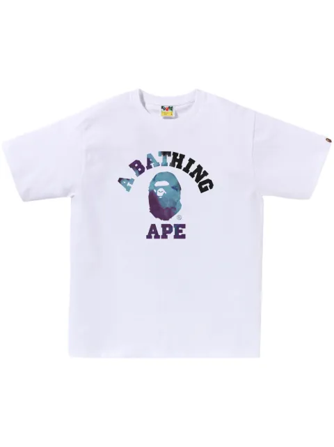 A BATHING APE® playera con logo estampado