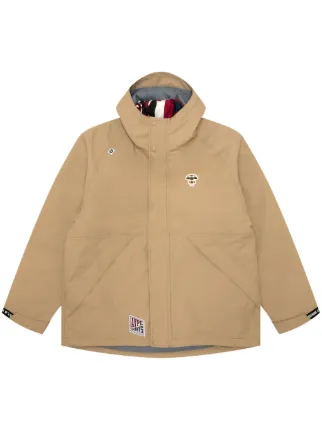 AAPE BY *A BATHING APE®