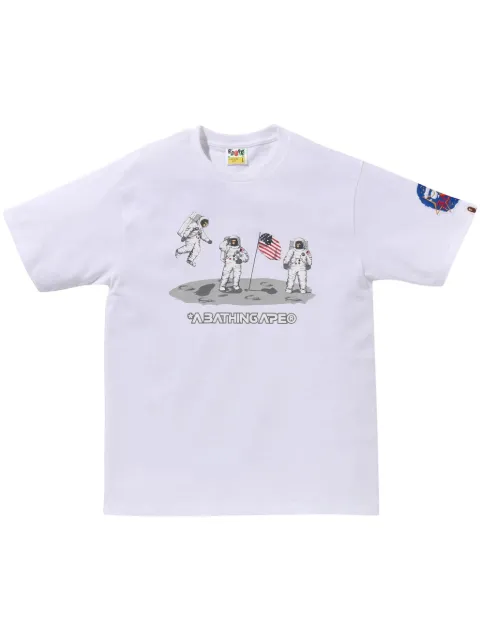 A BATHING APE® graphic-print T-shirt