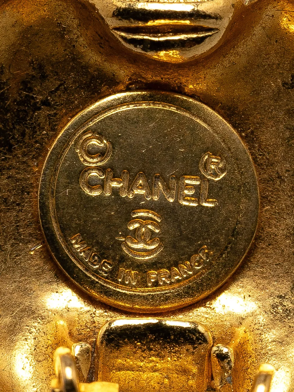 CHANEL Pre-Owned 1970-1980 Gold Plated CC Clip On costume earrings - Goud