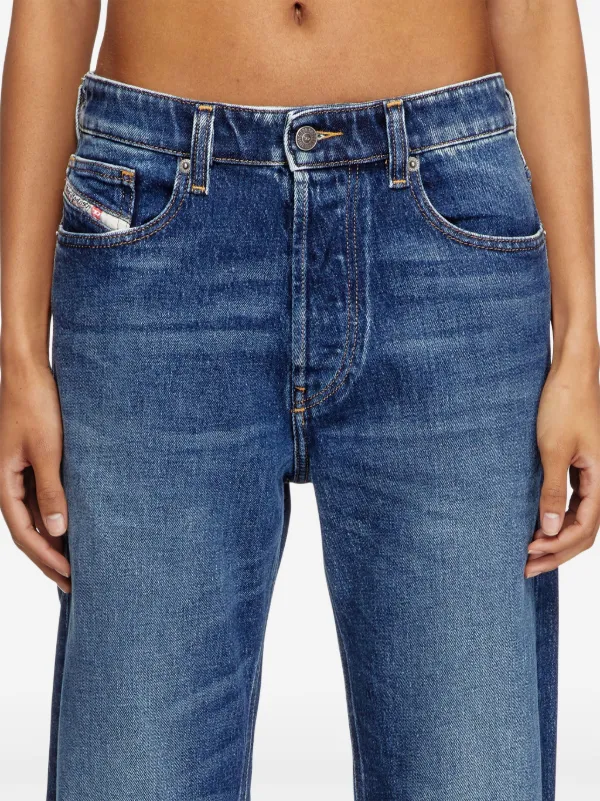 パンツ Diesel 1988 D-ARK Diesel 1988 D-Ark Jeans | Blue | FARFETCH CA