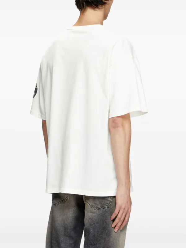 国内直営【DIESEL】T-BOXT-R22 Tシャツ 送料込 T-BOXT-R22 T-shirt with large gabardine patch logo｜ブラック