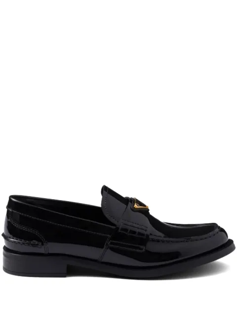 Prada mocasines de charol