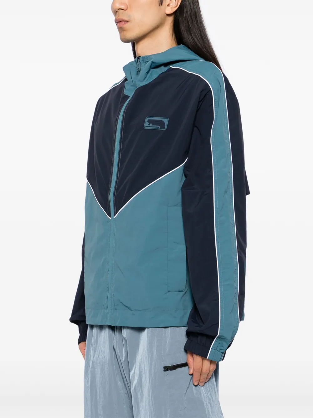 Maison Kitsuné Jack met contrasterende capuchon Blauw