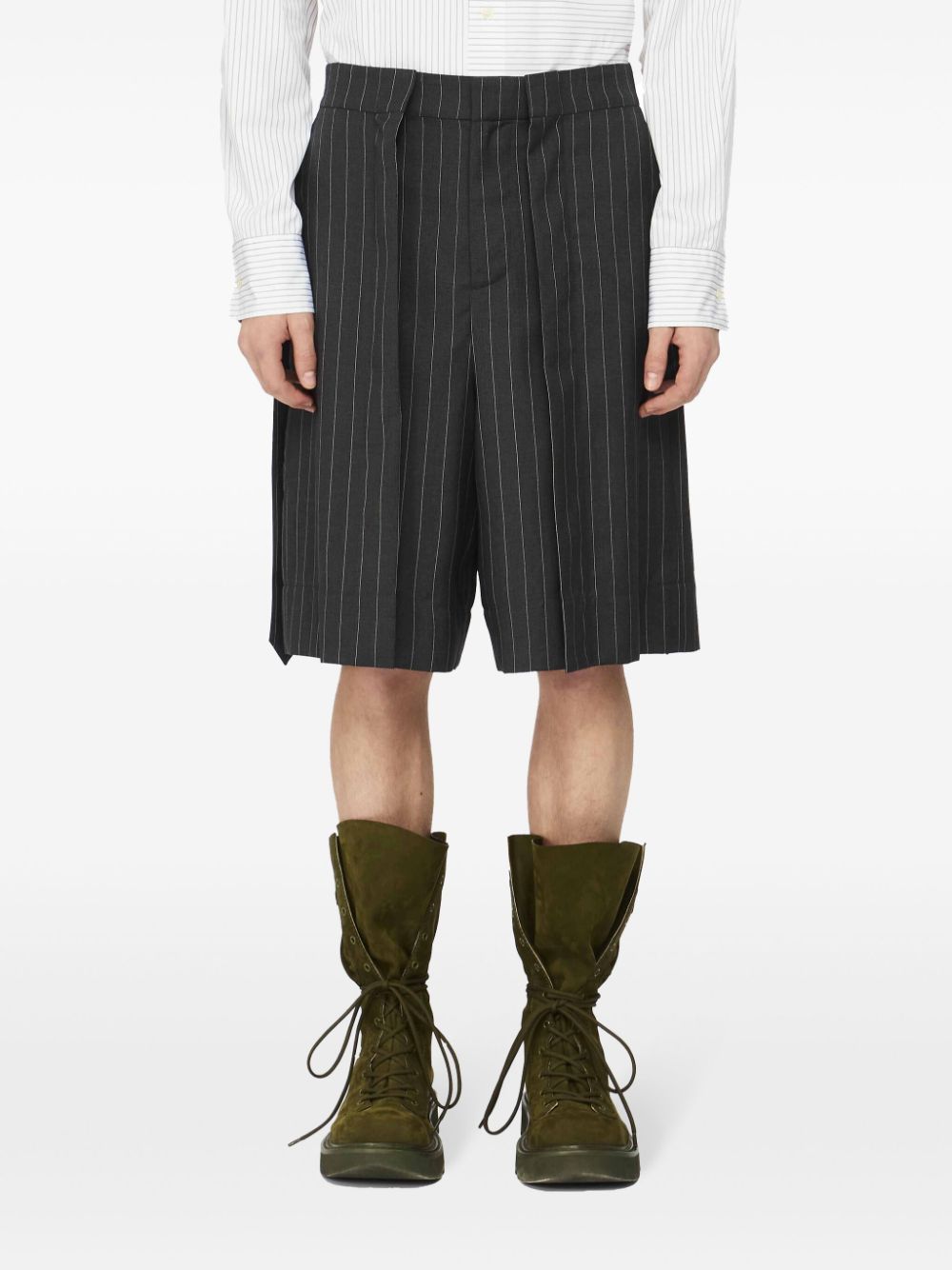 How to find best discounts JW Anderson folded shorts Men