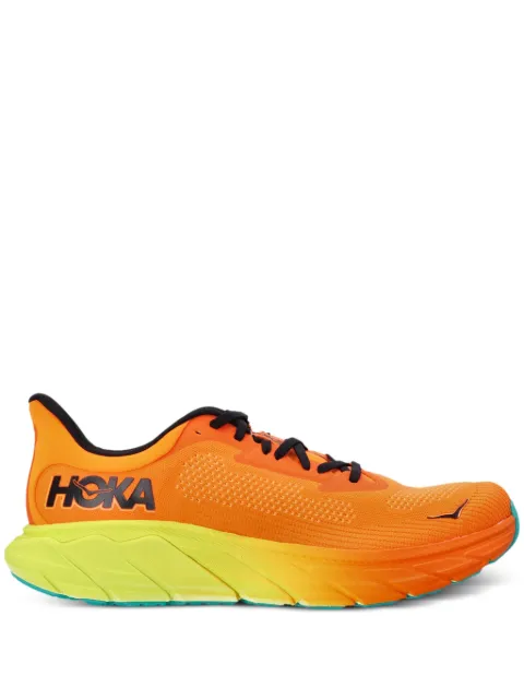 HOKA Arahi 7 sneakers