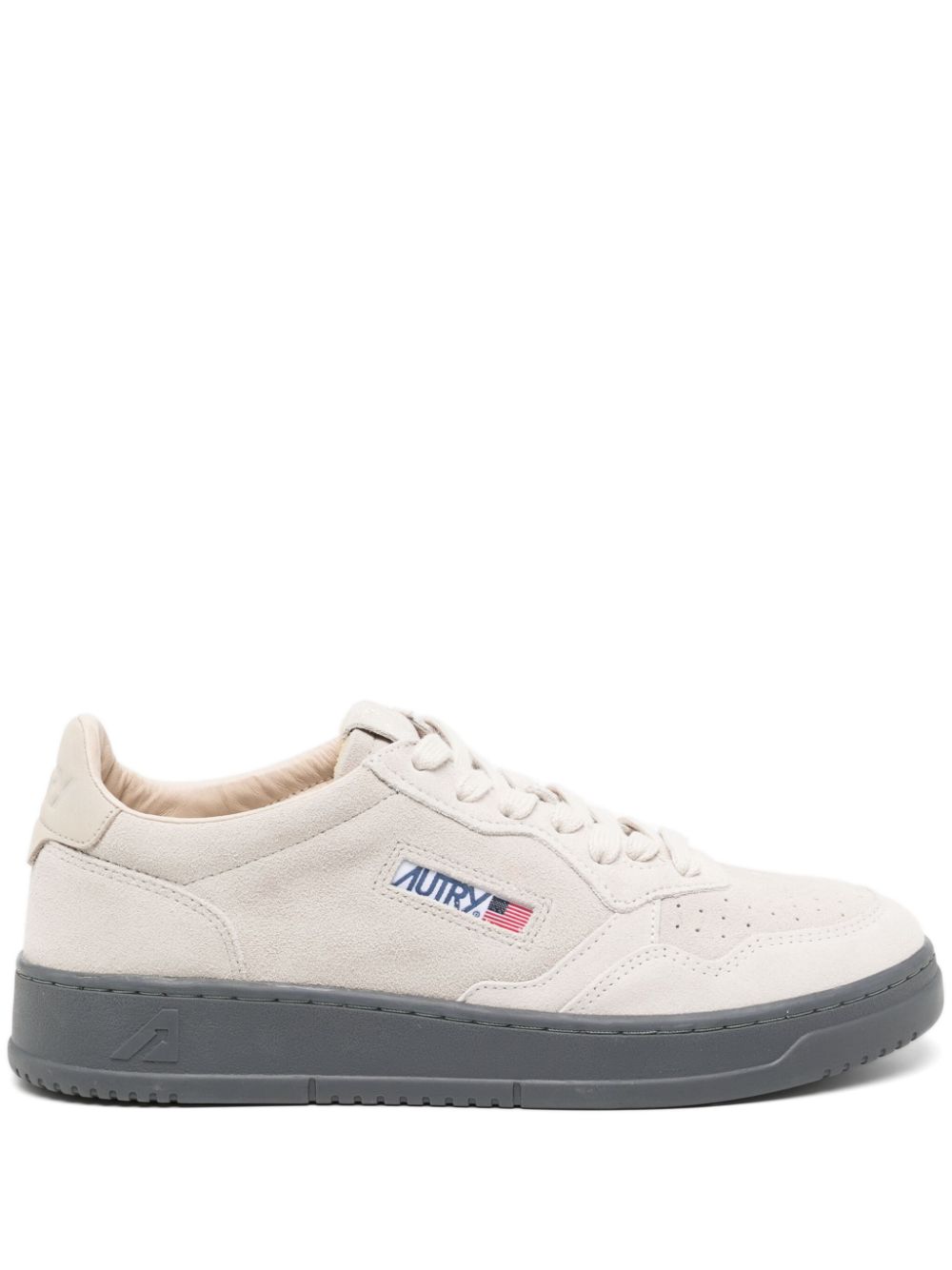 Medalist low-top sneakers