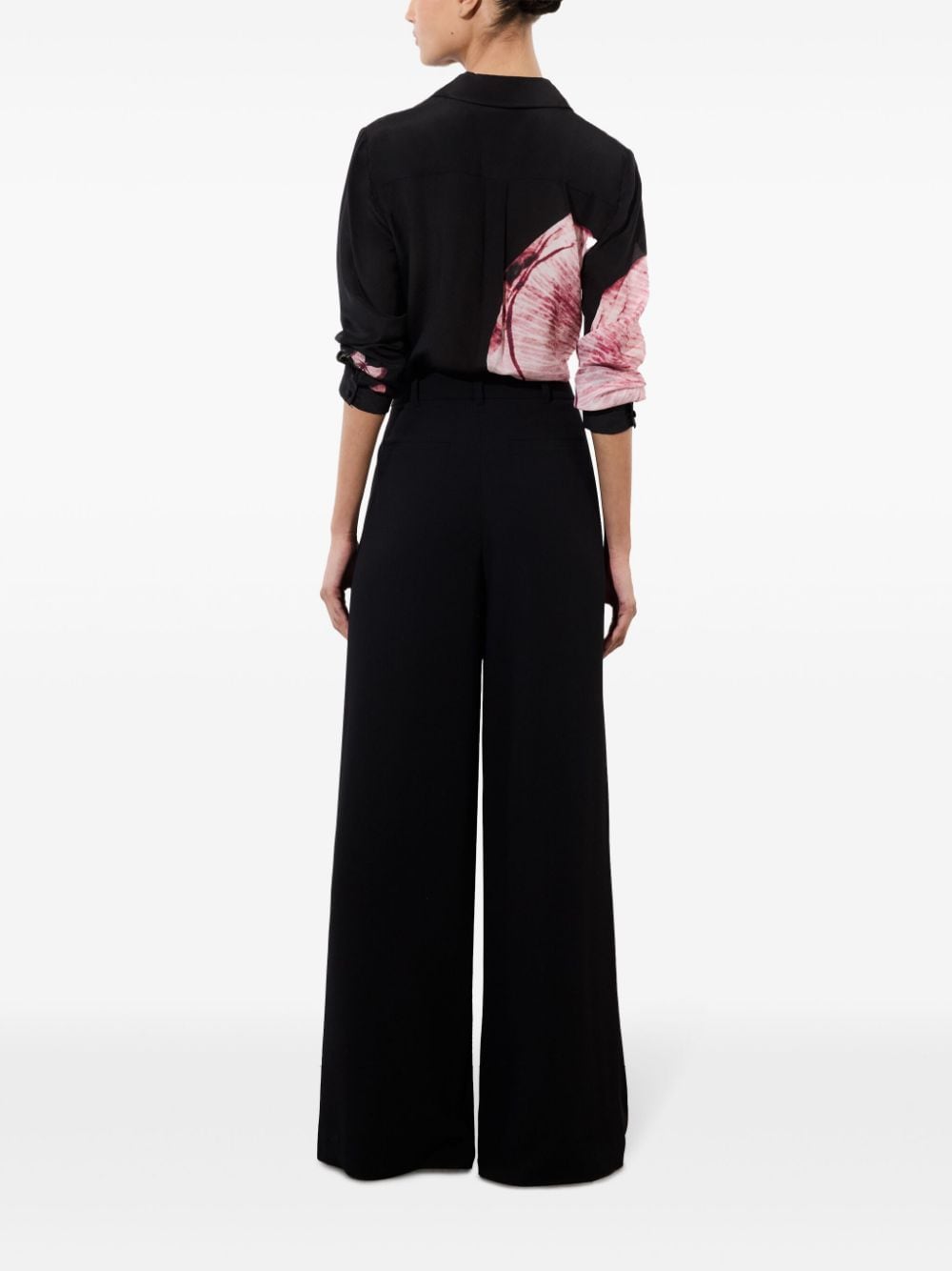 Shop Alice And Olivia Willa Shirt In Black