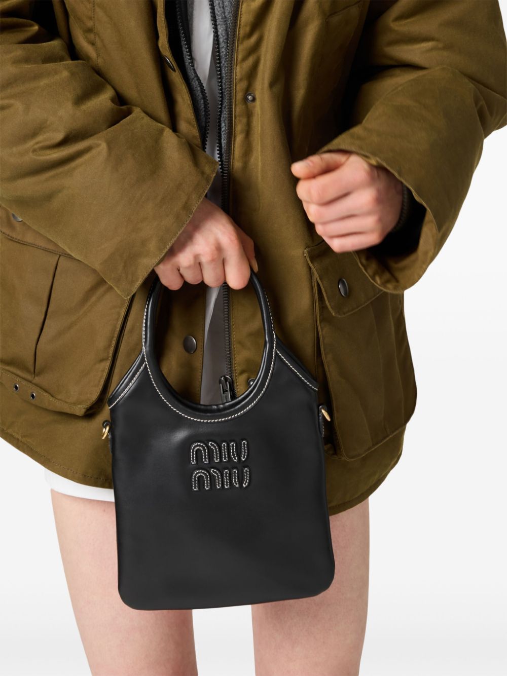 Shop Miu Miu Ivy Leather Tote Bag In 黑色