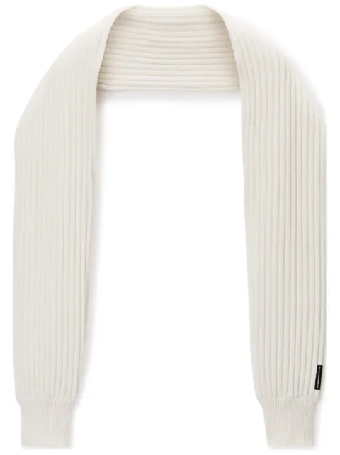 Alexander Wang mascada con etiqueta del logo