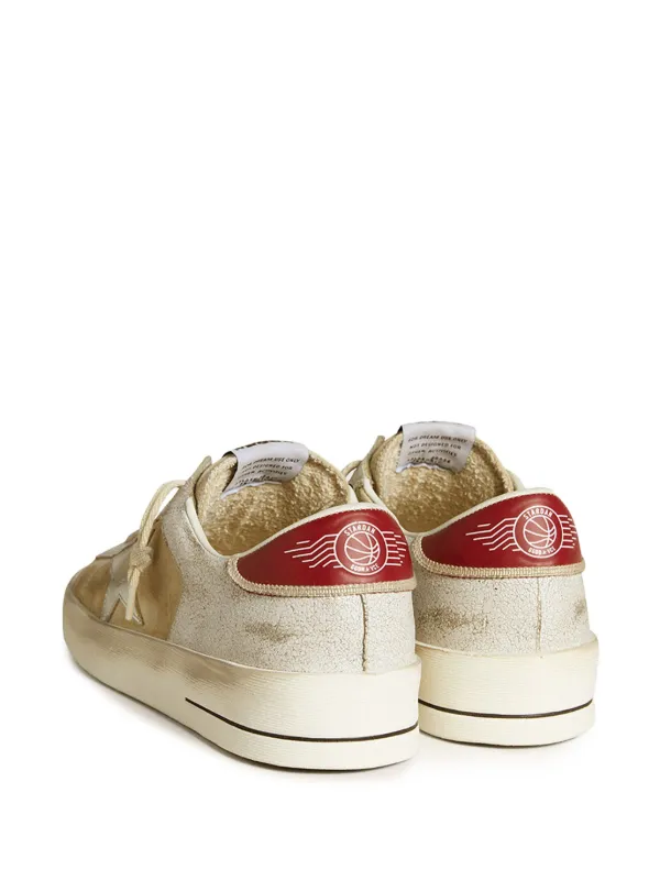 【送料&関税込】Golden Goose Sneaker stardan Stardan sneakers with silver metallic leather star and heel tab