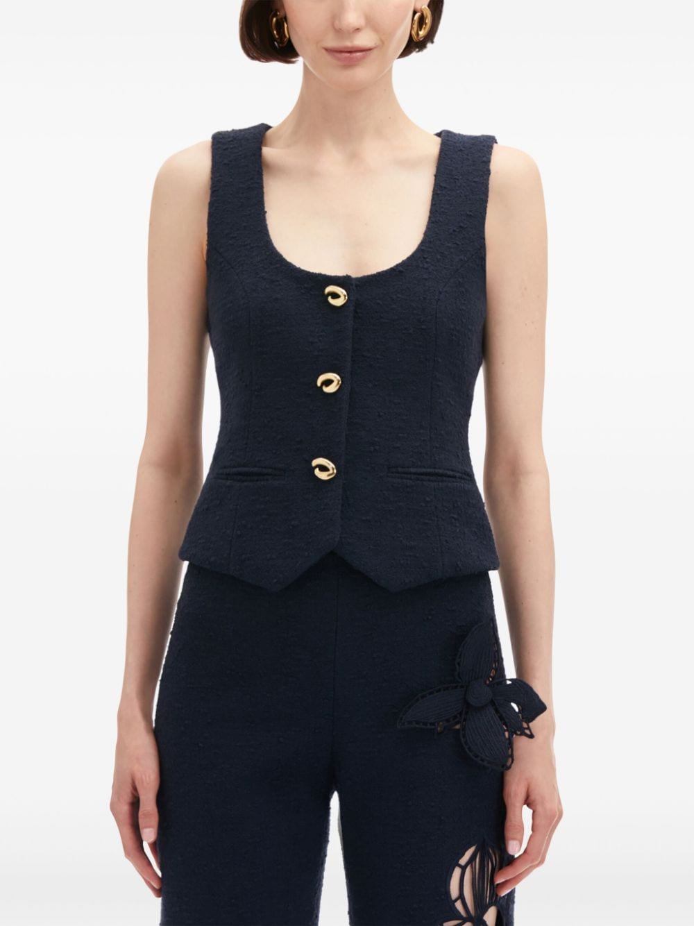 Shop Oscar De La Renta O Button Tweed Vest In 蓝色