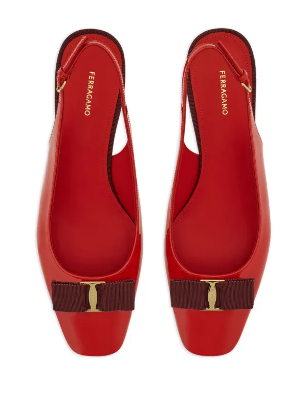 靴 Ferragamo Vara Pumps Denim Red Buckle Ferragamo 30mm Vara Pumps | Red | FARFETCH CA