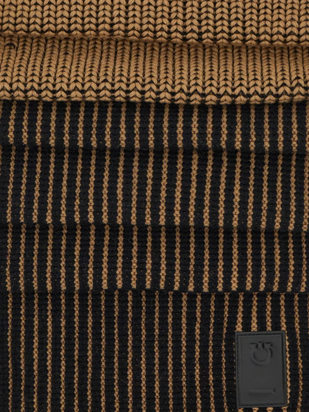 FERRAGAMO TWO-TONE SCARF