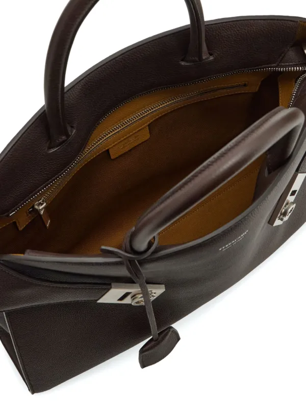 24PF new/FERRAGAMO ハグミディアムトートバッグ Bag Brown Hug handbag (M) - Women | Ferragamo