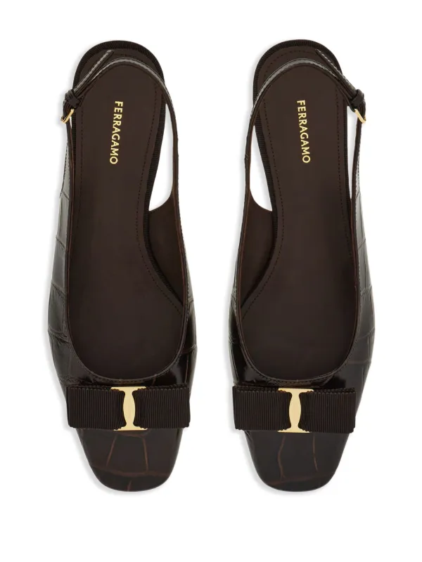 Ferragamo Vara 30mm パンプス | ブラウン | FARFETCH JP