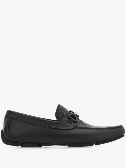 Ferragamo Gancini driver ornament loafers