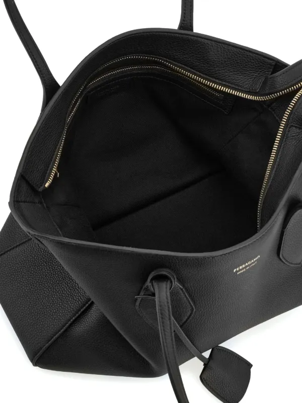 Ferragamo Zipped Tote Bag | Black | FARFETCH