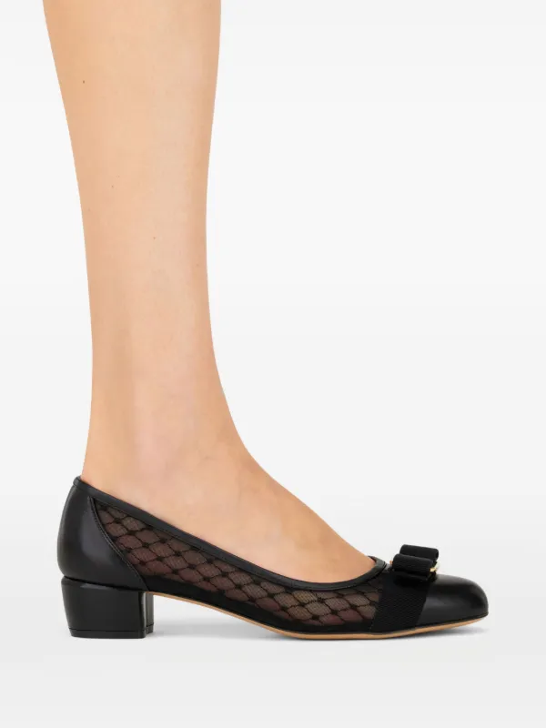 VIP【送料関税込】FERRAGAMO Pumps Ferragamo 30mm Vara Pumps | Black | FARFETCH