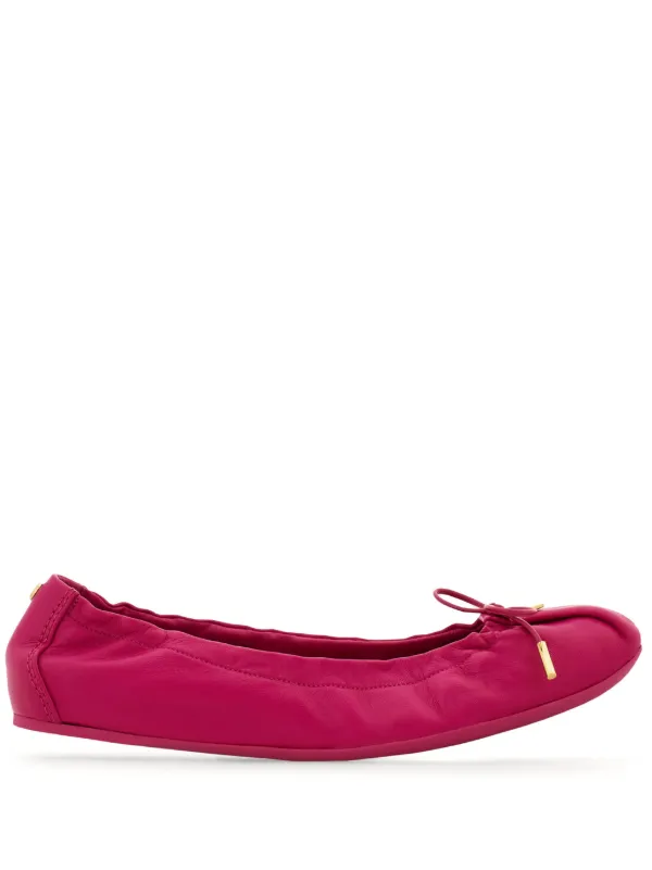 Ferragamo フラットシューズ レッド Ferragamo フラットシューズ | レッド | FARFETCH JP