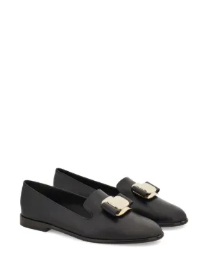 【FERRAGAMO】ニューヴァラ チェーンローファー SALVATORE FERRAGAMO ニューバーラチェーンローファー