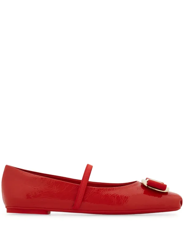 FERRAGAMO New Vara フラット パンプス バレリーナ Ferragamo New Vara フラットシューズ | レッド | FARFETCH JP
