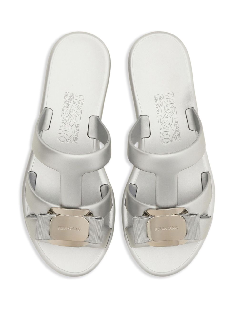 Ferragamo New Vara slippers Zilver