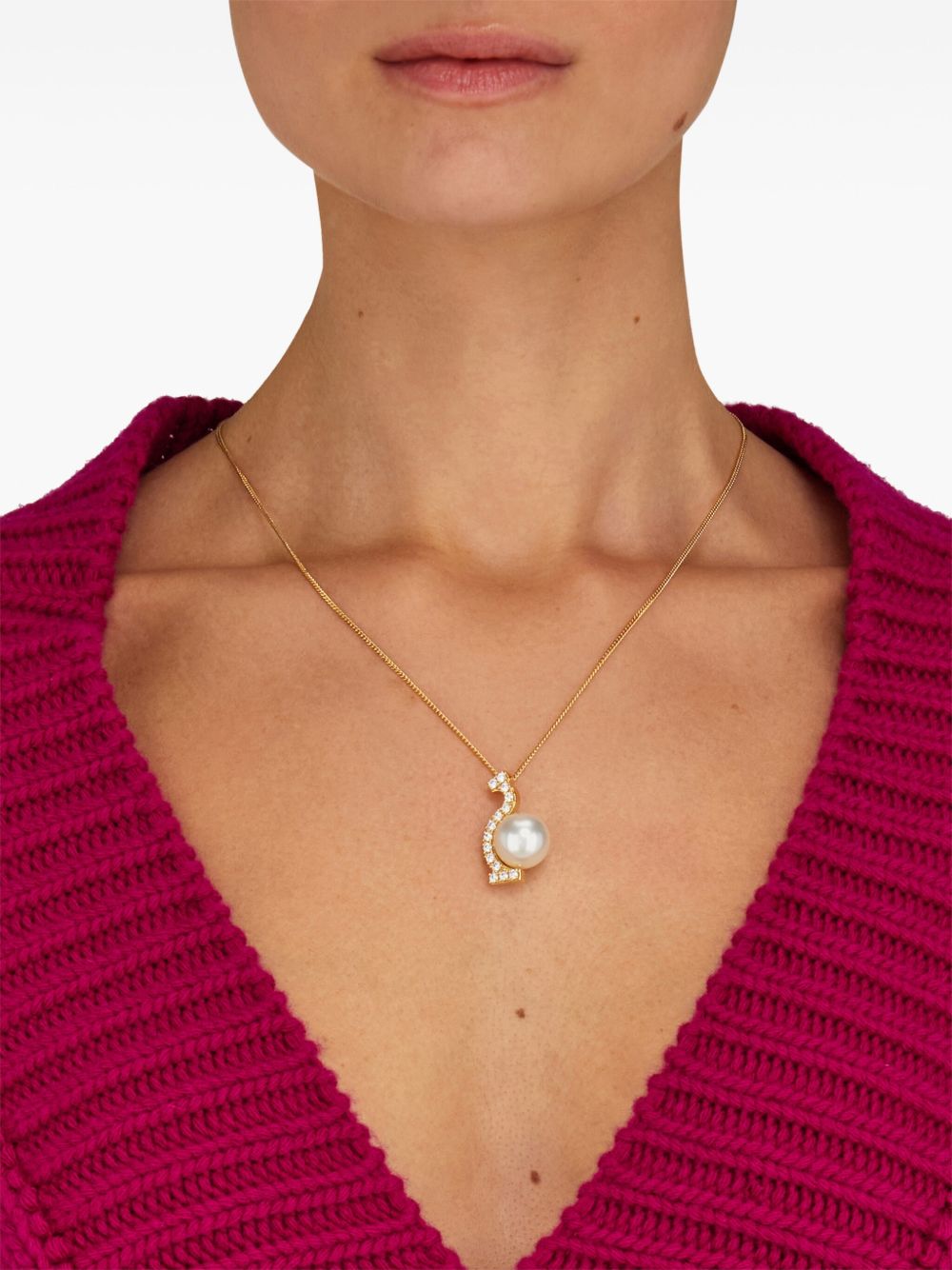 FERRAGAMO PEARL PENDANT NECKLACE