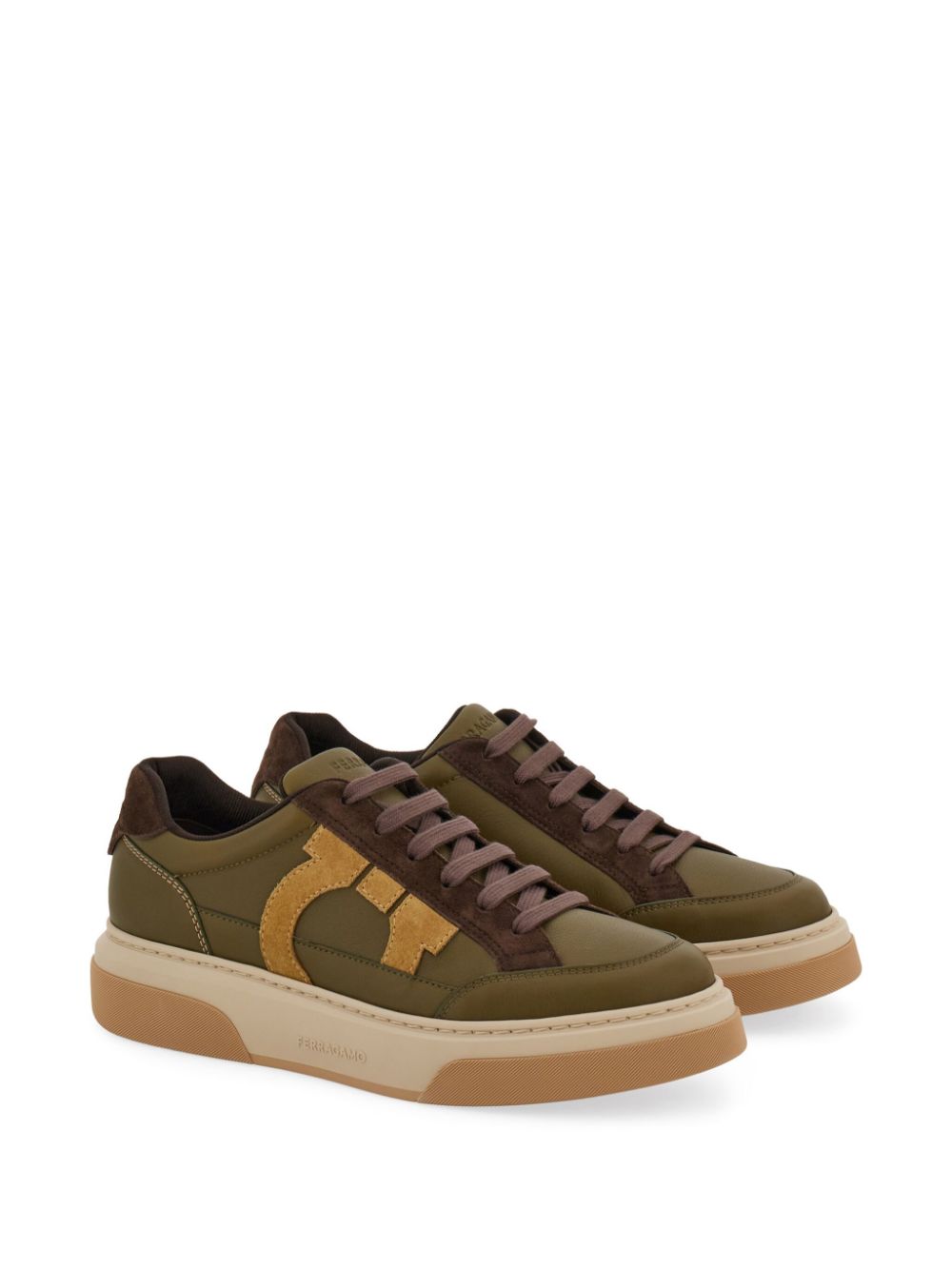 Ferragamo Leren sneakers met gancini ornament Groen