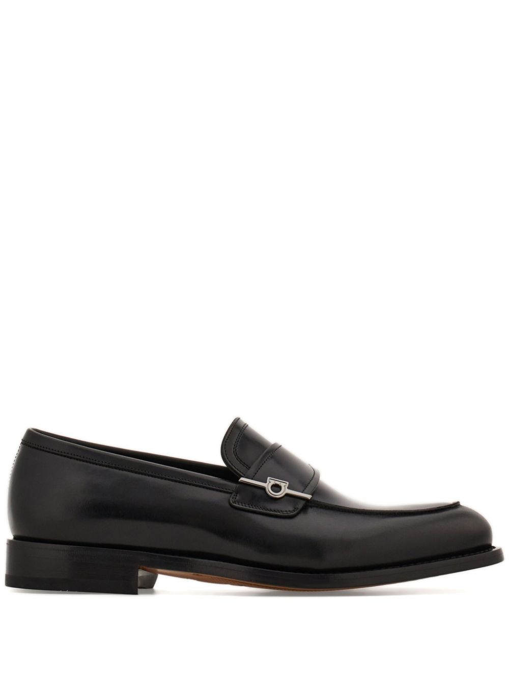 Ferragamo Gancini-plaque loafers Black