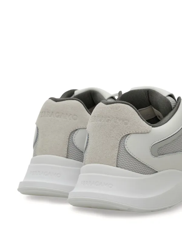 FERRAGAMO Dania スニーカー ガンチーニ White Ferragamo ガンチーニ スニーカー | ホワイト | FARFETCH JP