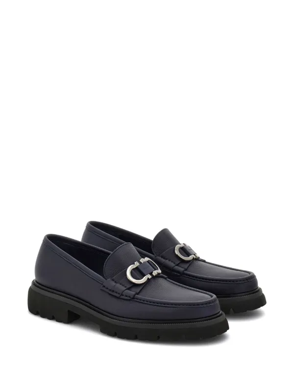 ローファー・オックスフォード FERRAGAMO GANCINI LEATHER LOAFERS Ferragamo Gancini-plaque Leather Loafers | Blue | FARFETCH