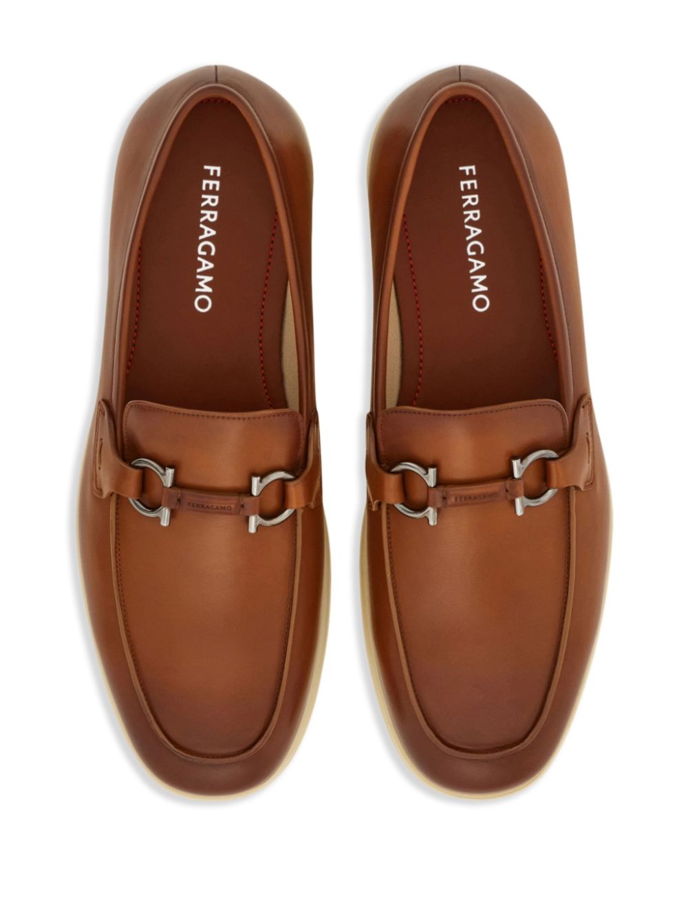 Ferragamo Loafers met Gancini-plakkaat Bruin