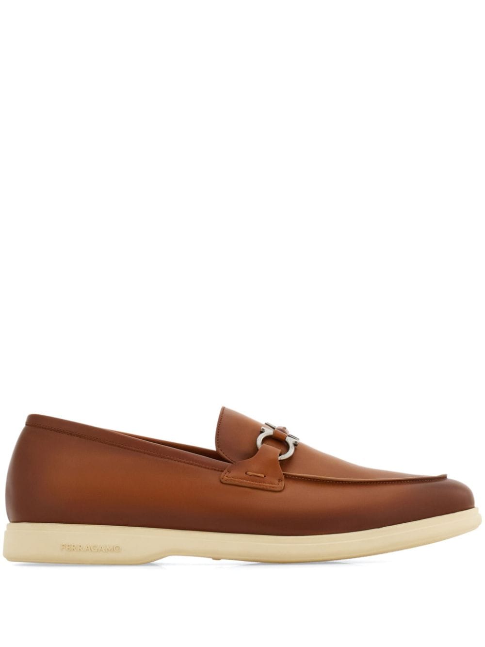 Ferragamo Loafers met Gancini-plakkaat Bruin