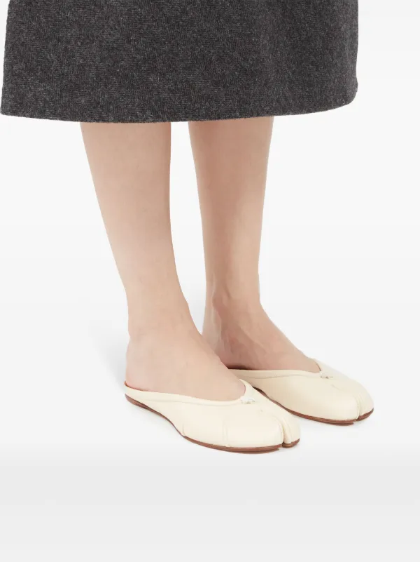 関税送料無料【Maison Margiela】'Tabi' mules Maison Margiela Tabi Leather Mules | White | FARFETCH