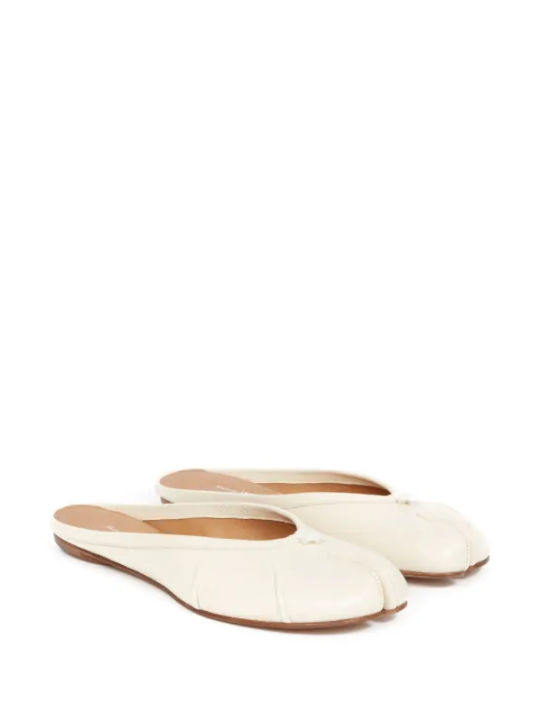 Maison Margiela Tabi Leather Mules | White | FARFETCH
