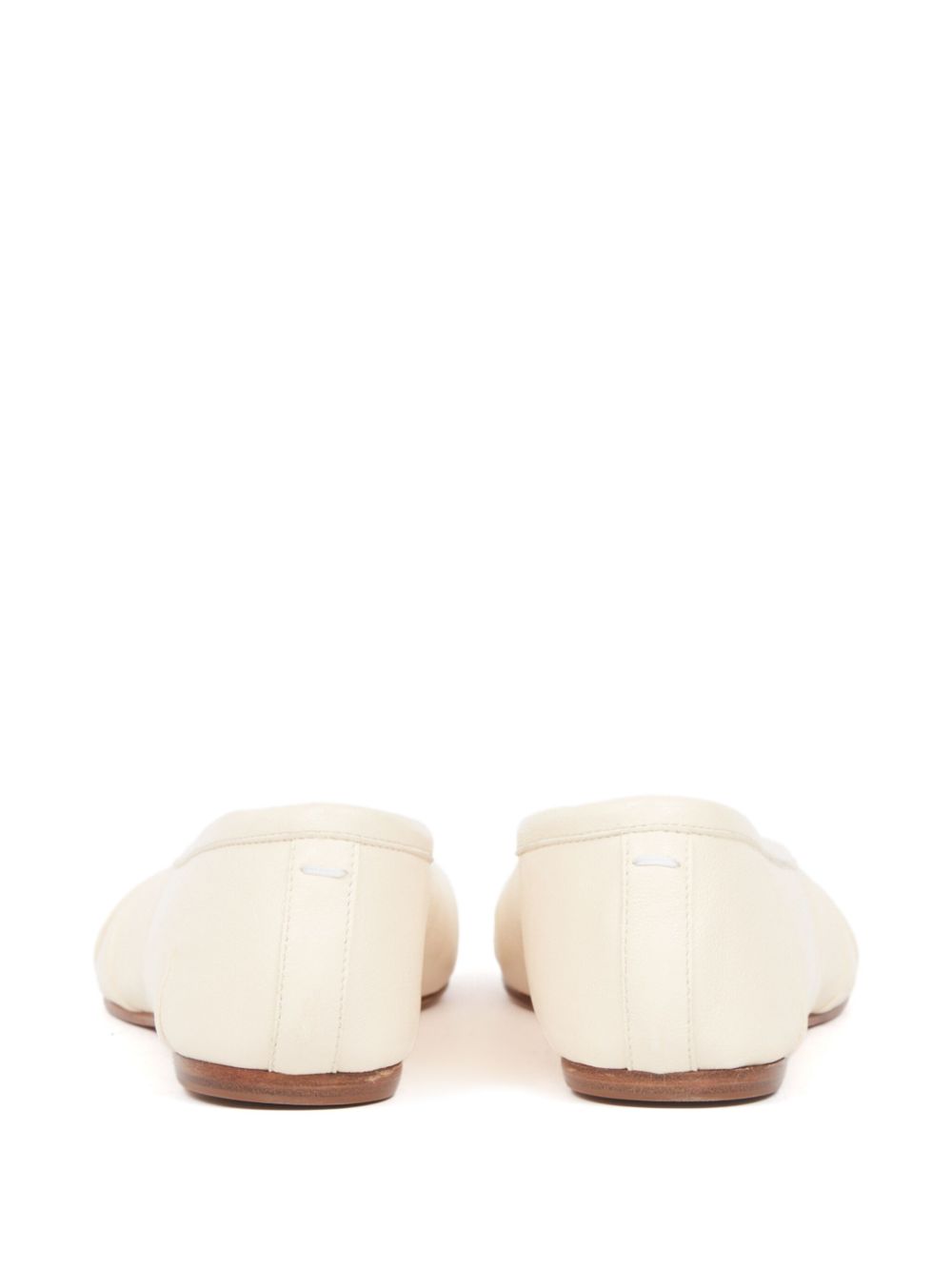 Shop Maison Margiela Tabi Leather Ballerina Shoes In 白色