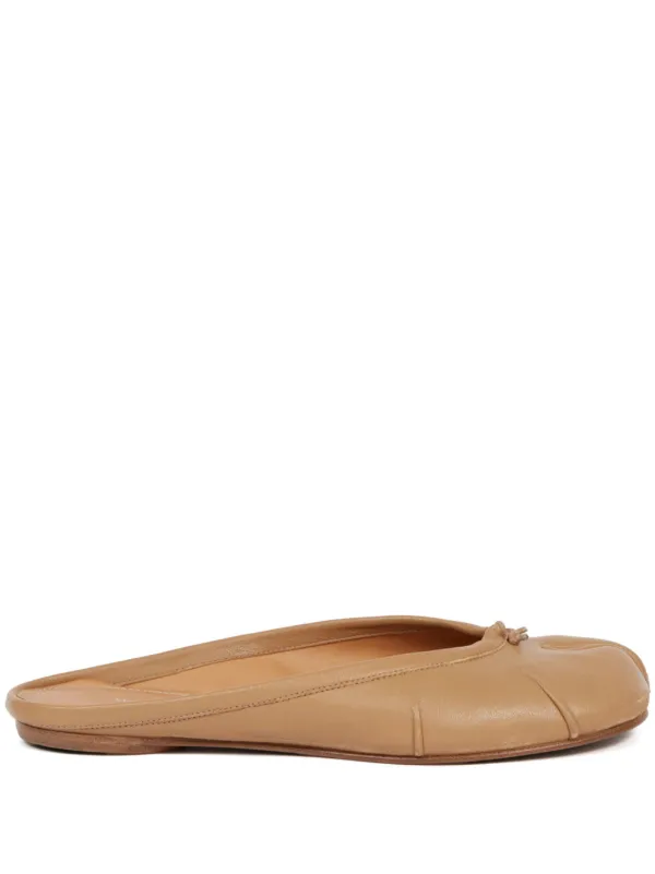 Maison Margiela Tabi Mules | Brown | FARFETCH
