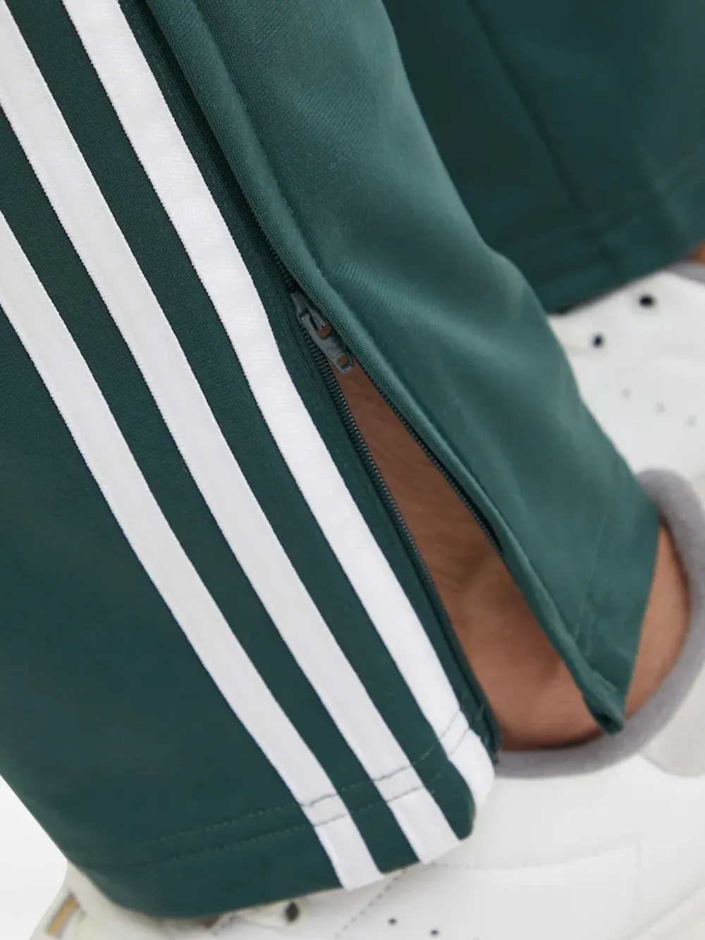 adidas Trainingsbroek met streep-detail Groen