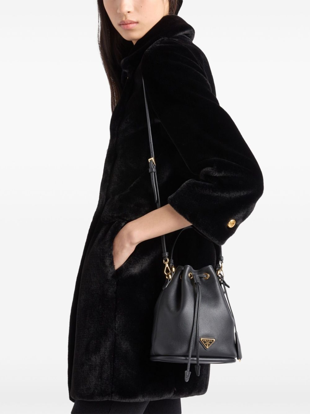 Prada mini leather bucket bag - Zwart